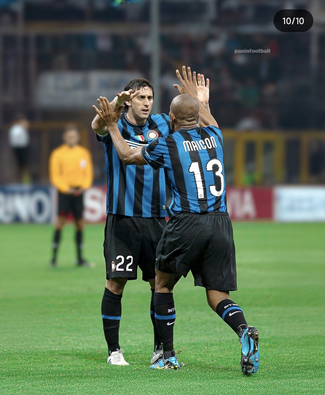 包含欧冠赛程吃紧，巴塞罗那今夜刷新队史纪录，质疑声仍在，训练强度明显提升的词条