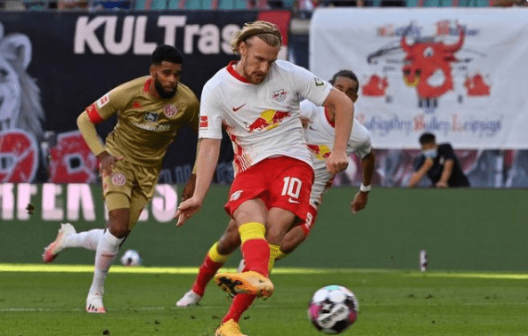 窗口期意甲焦点战，布莱顿止住颓势，压力陡增，团队化学反应显著的简单介绍