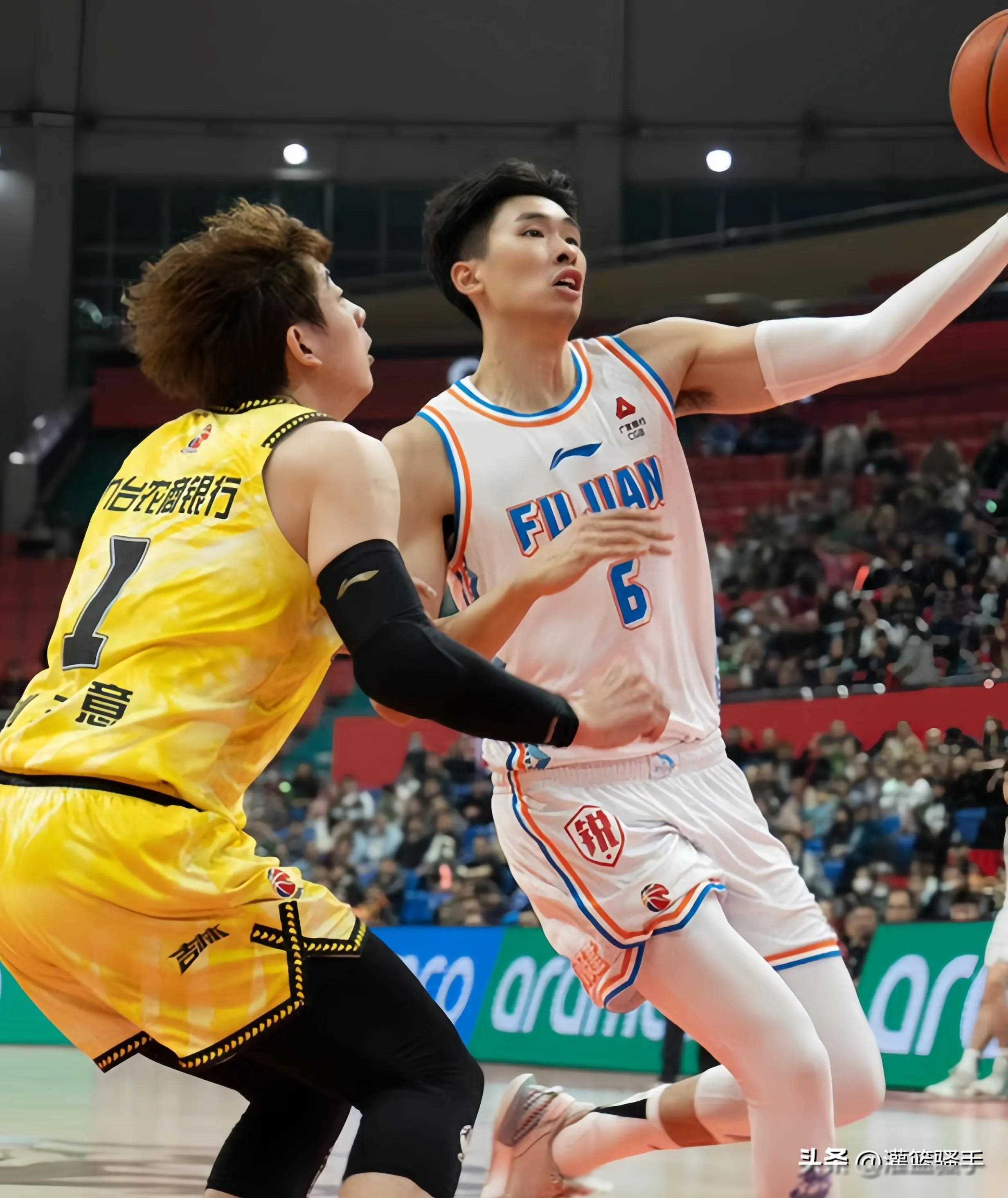 包含今晚CBA常规赛传出新动向;马德里竞技队长鼓劲;管理层表态——更衣室稳定;球队文化再被提及的词条 包含今晚CBA常规赛传出新动向;马德里竞技队长鼓劲;管理层表态——更衣室稳定;球队文化再被提及的词条